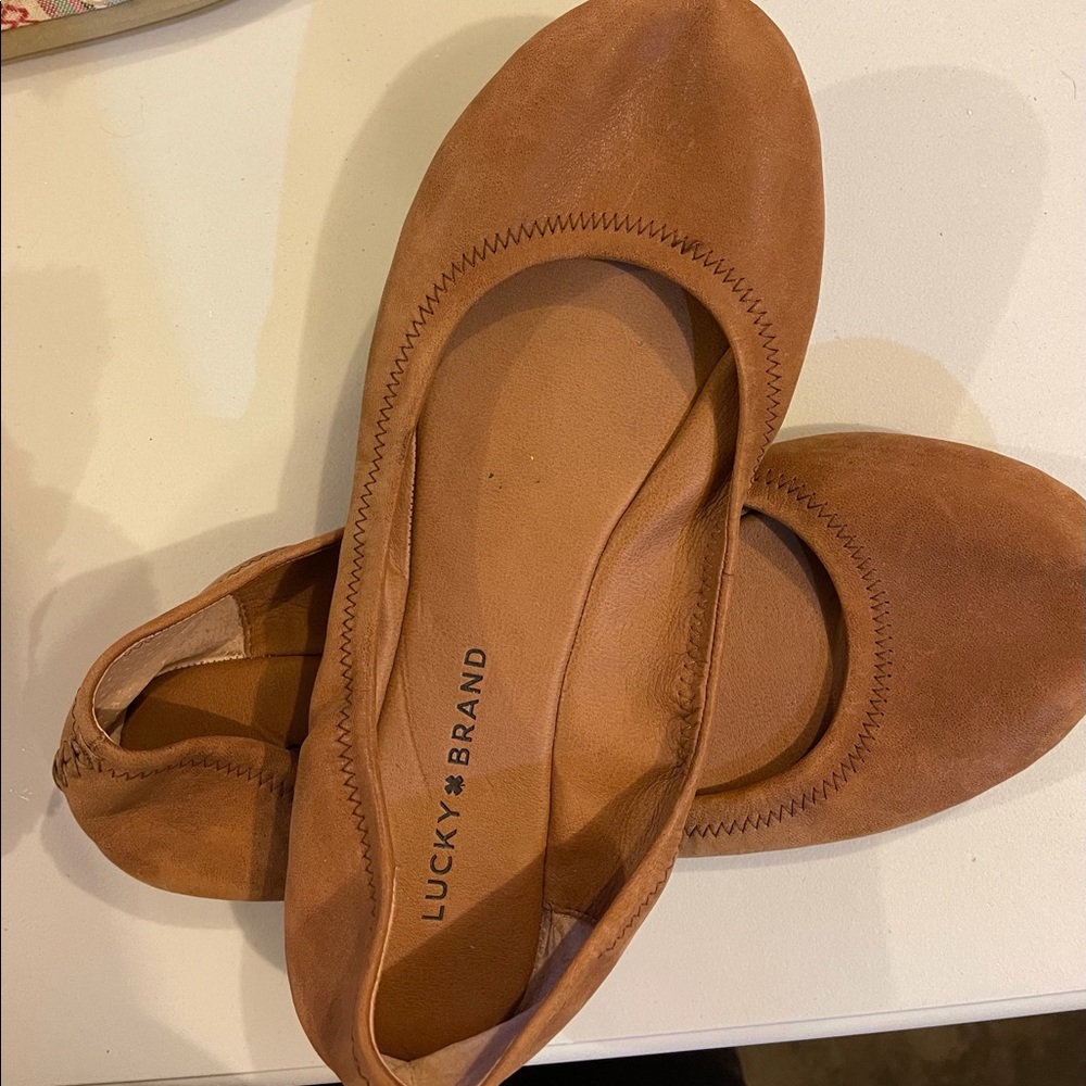 Lucky Brand flats - latte